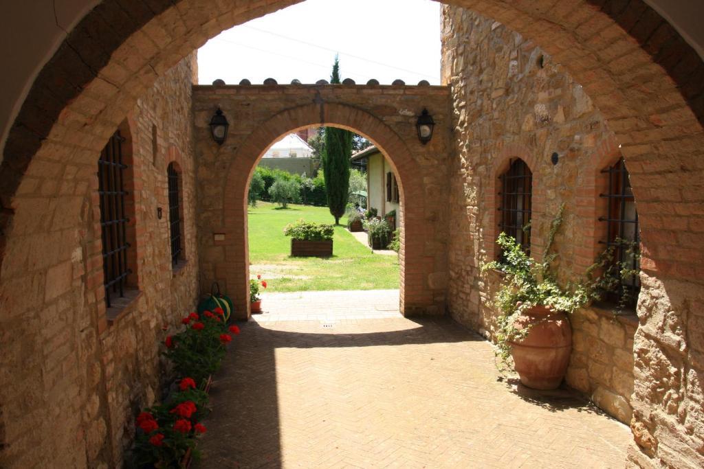 Agriturismo Villa Opera Вольтерра Экстерьер фото